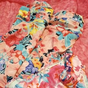 Floral Bathing Suit With 3 Bottoms